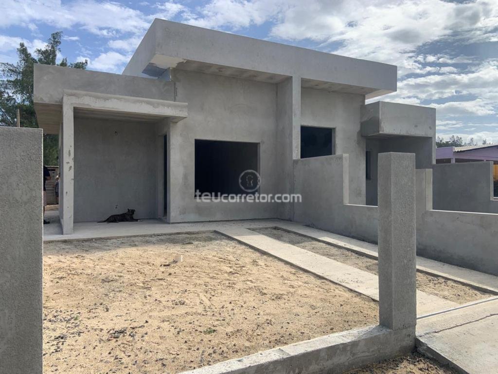 Casa Geminada / Duplex 2 Dorm.