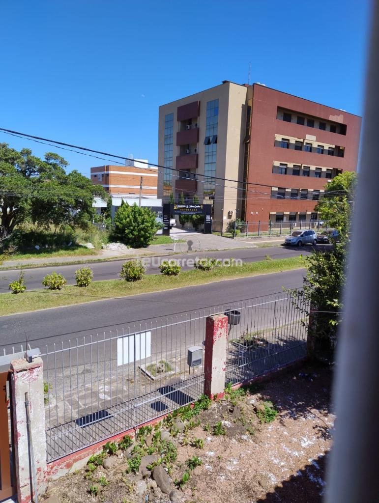 Casas / Sobrados 3 Dorm.