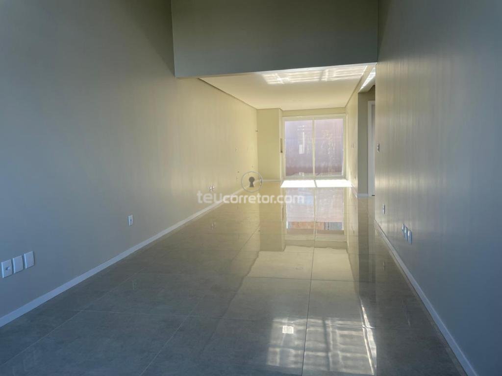 Casa Geminada / Duplex 3 Dorm.