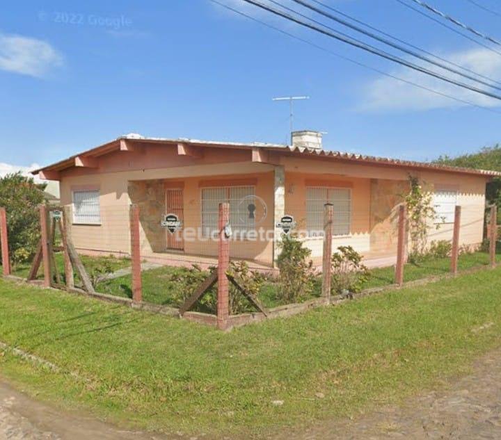 Casas / Sobrados 3 Dorm.