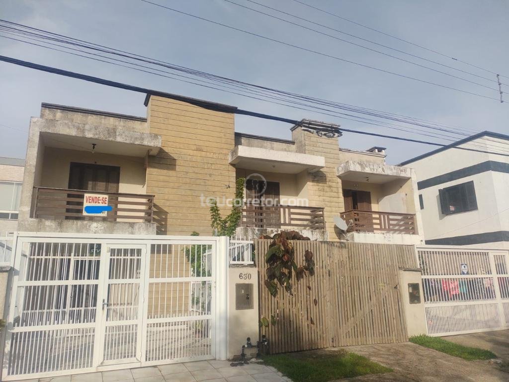 Casa Geminada / Duplex 2 Dorm.
