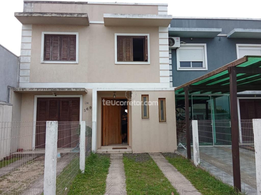 Casa Geminada / Duplex 2 Dorm.