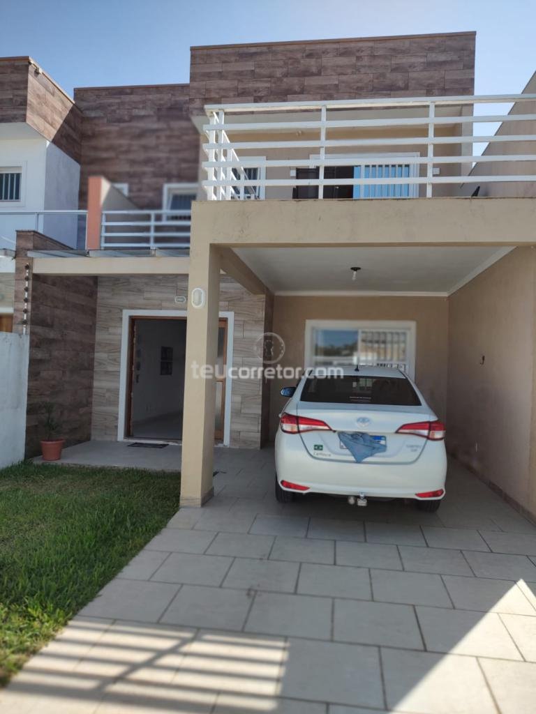 Casa Geminada / Duplex 3 Dorm.