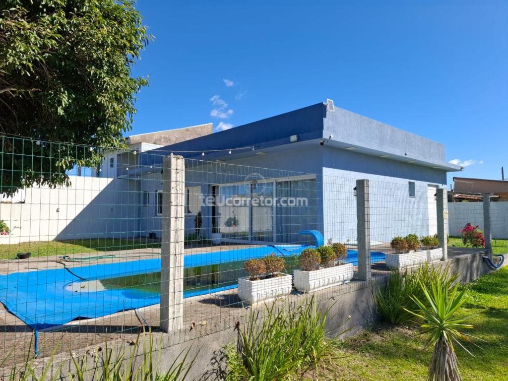 Casas / Sobrados 2 Dorm.