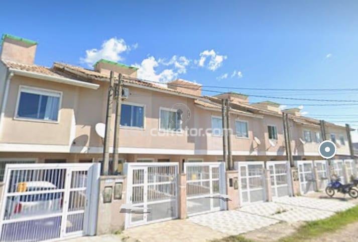 Casa Geminada / Duplex 2 Dorm.