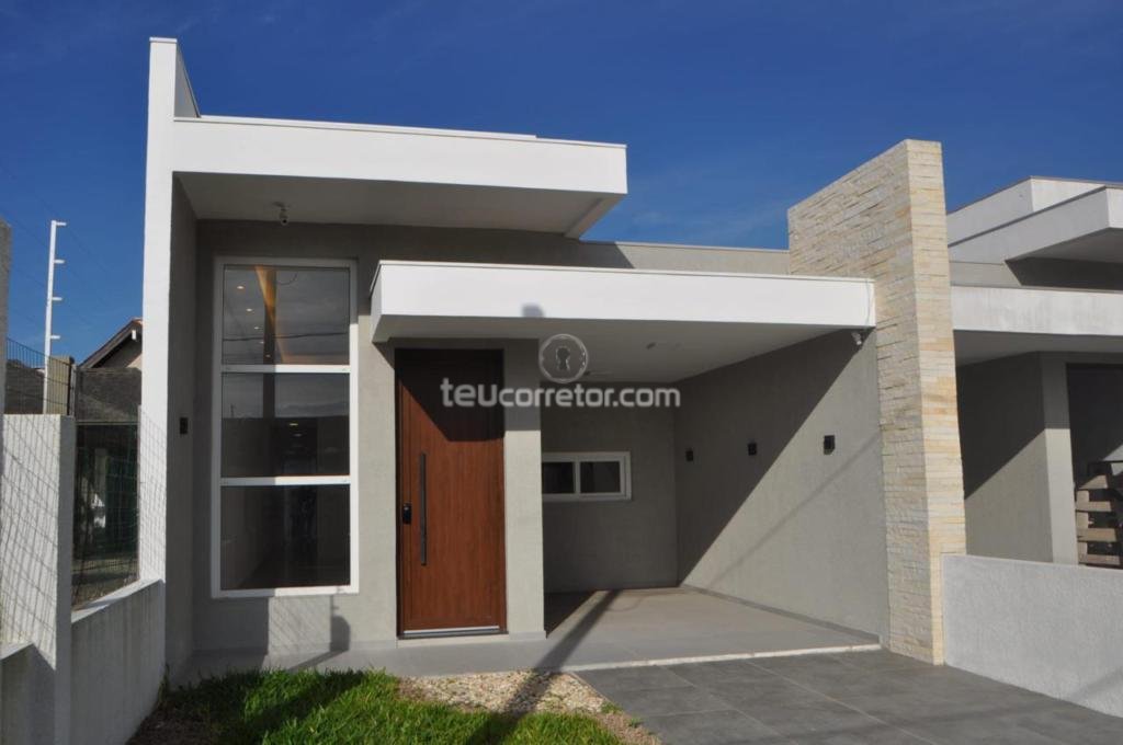 Casas / Sobrados 3 Dorm.