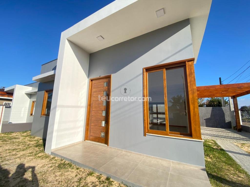 Casa Geminada / Duplex 2 Dorm.