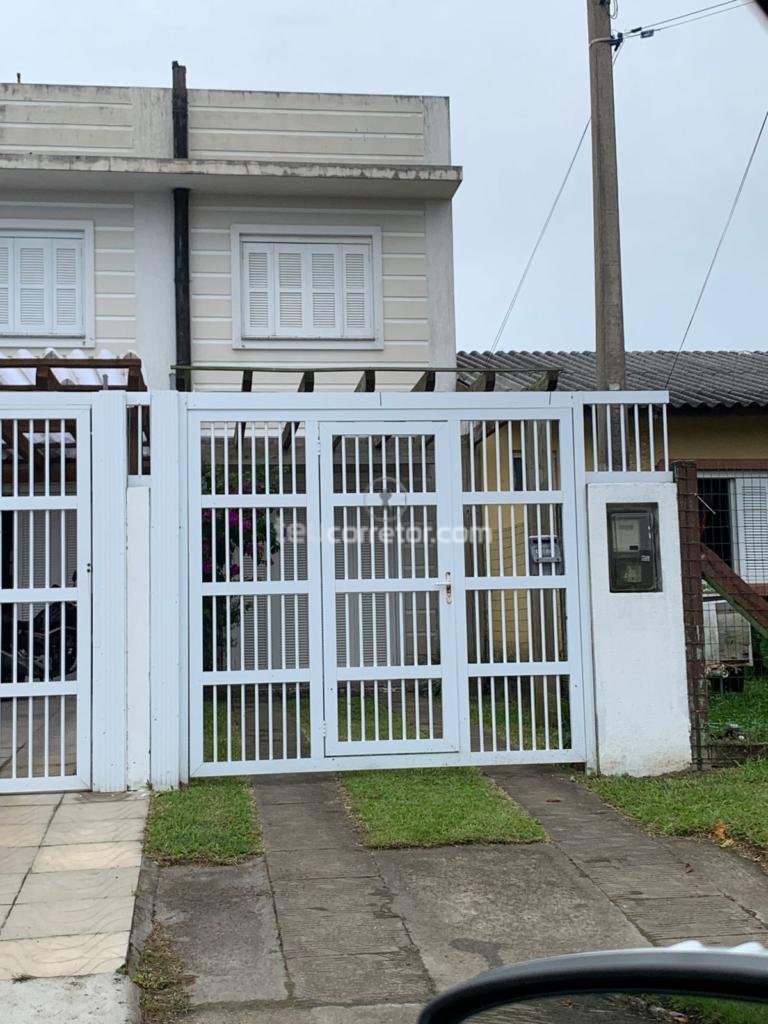 Casa Geminada / Duplex 2 Dorm.