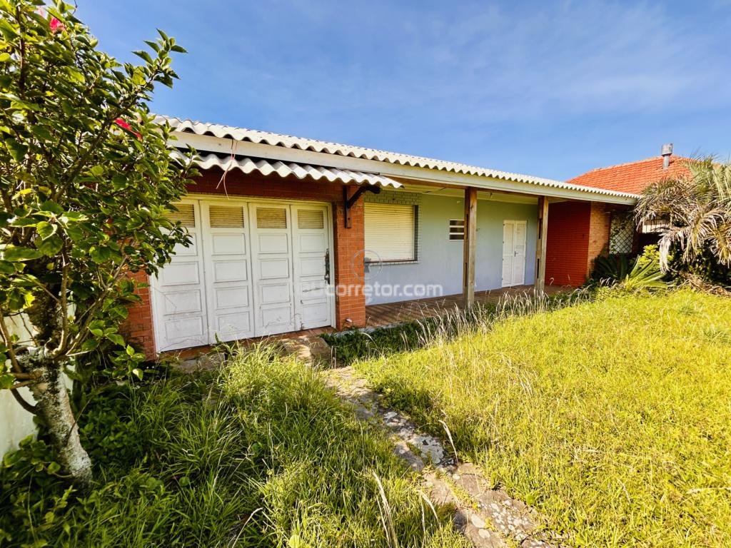 Casas / Sobrados 2 Dorm.