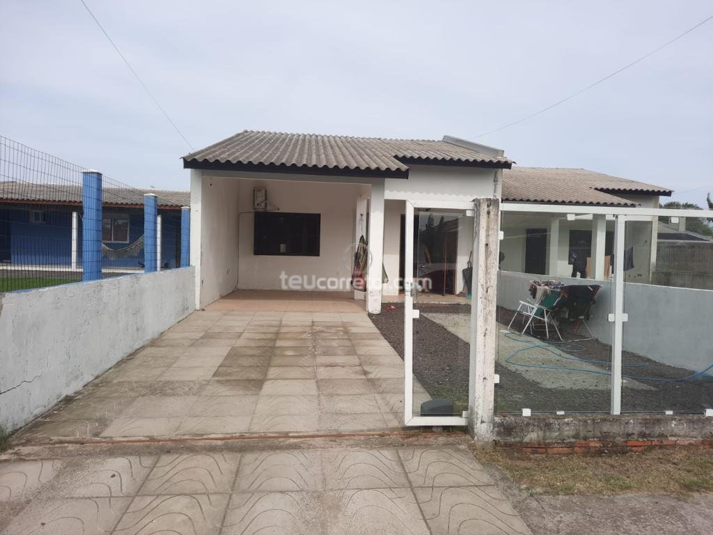 Casa Geminada / Duplex 2 Dorm.